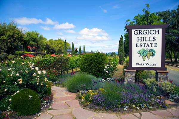 Grgich-Hills-Estate-Entrance-600-x-400