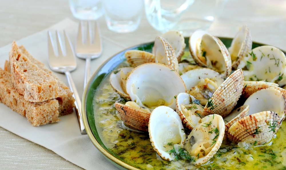 Steamed Manila Clams with Ginger and Lemongrass